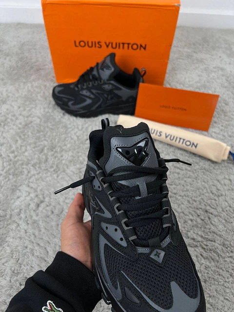 Sapatilhas Louis Vuitton