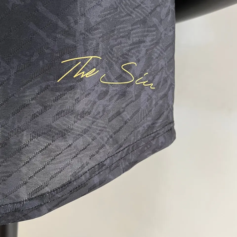 Camisola Edição Especial CR7 Versão Jogador 3