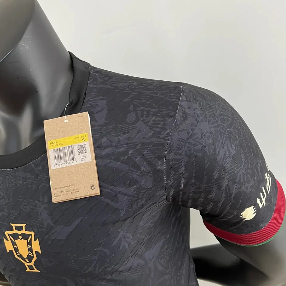 Camisola Edição Especial CR7 Versão Jogador 4