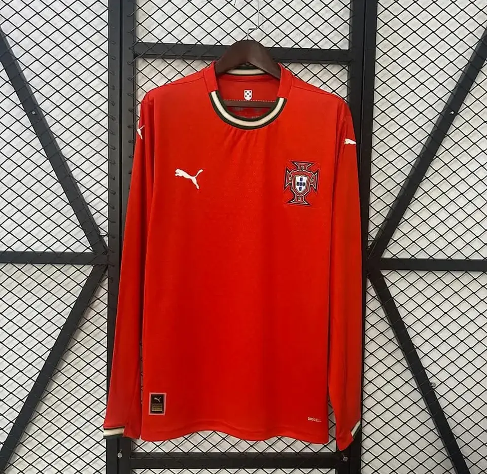 Camisola Portugal l 25/26 - Manga Longa 1