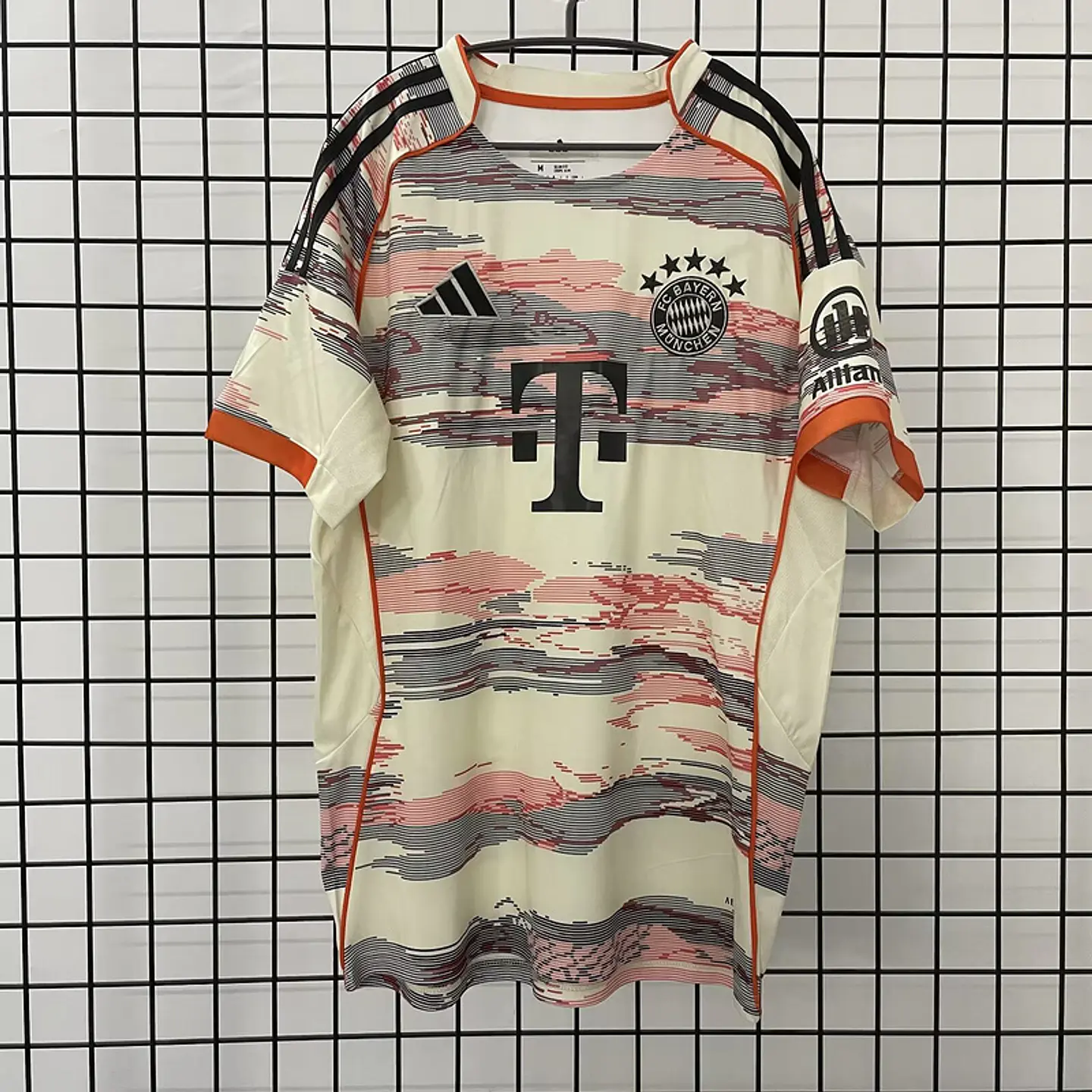 Camisola Bayern II 25/26 1