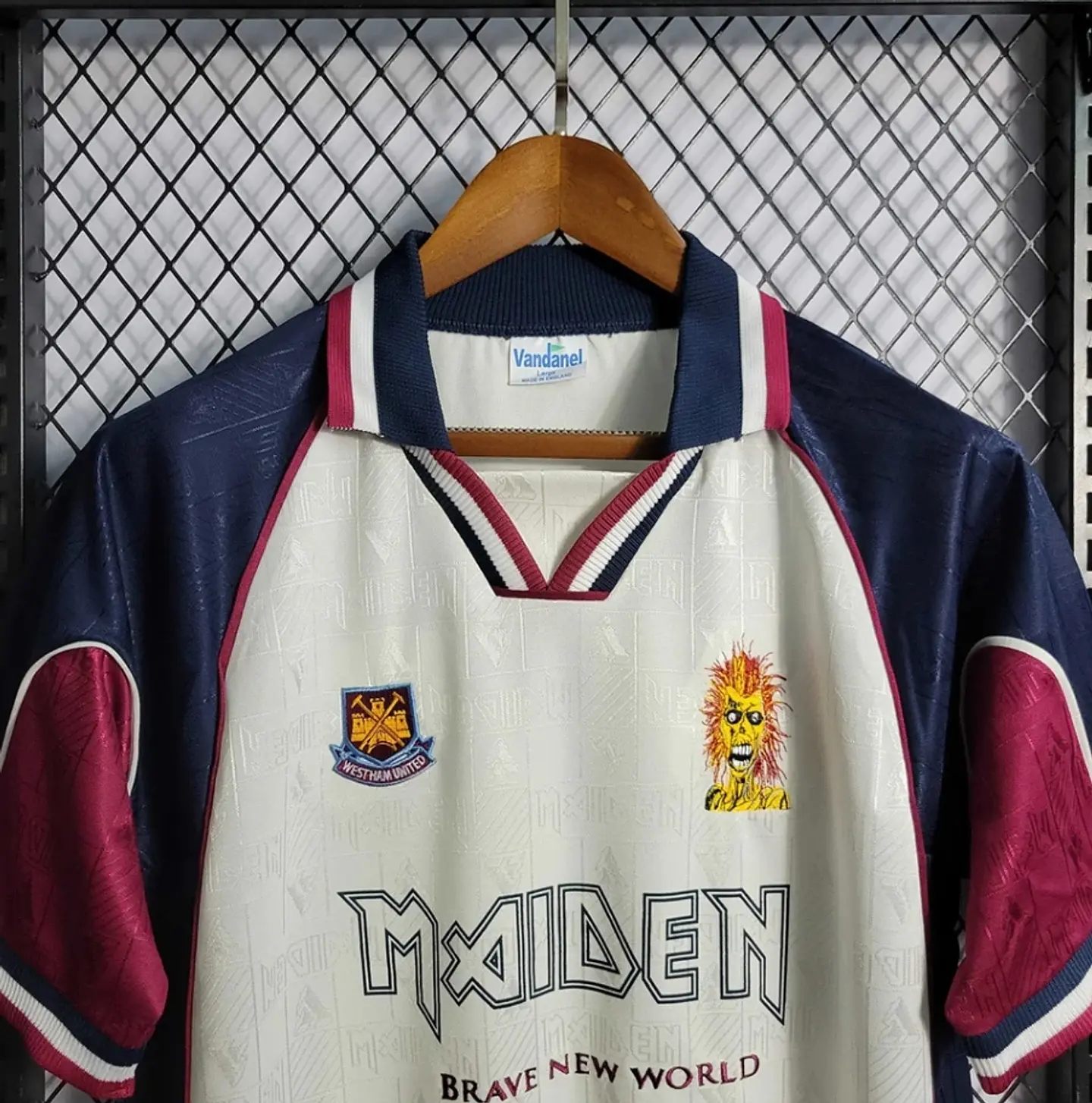 Camisola West Ham x Iron Maiden II Retro 99/01 Versão II 2