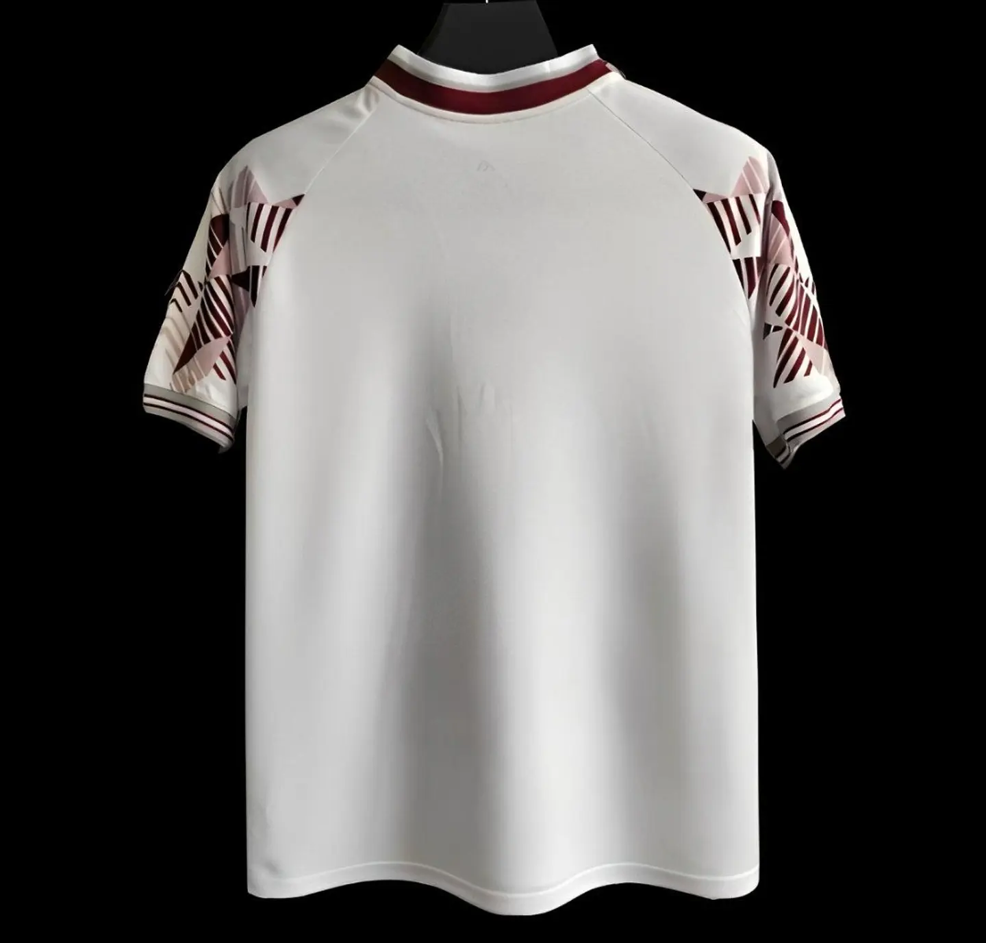 Camisola Bayern - Pré-jogo 25/26 2