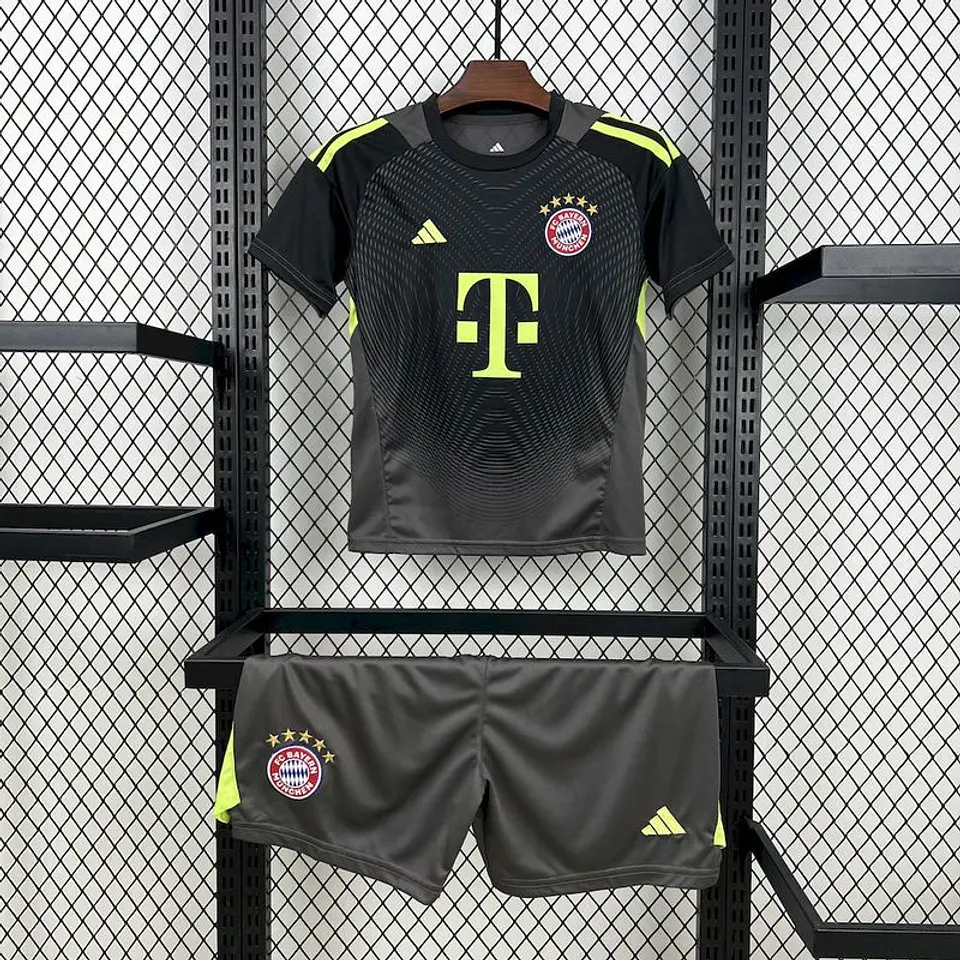 Kit Bayern GK 25/26 1