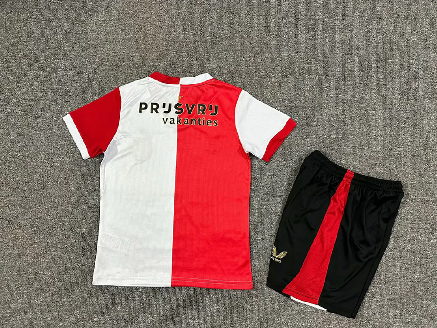 Kit Feyenoord I 25/26 2
