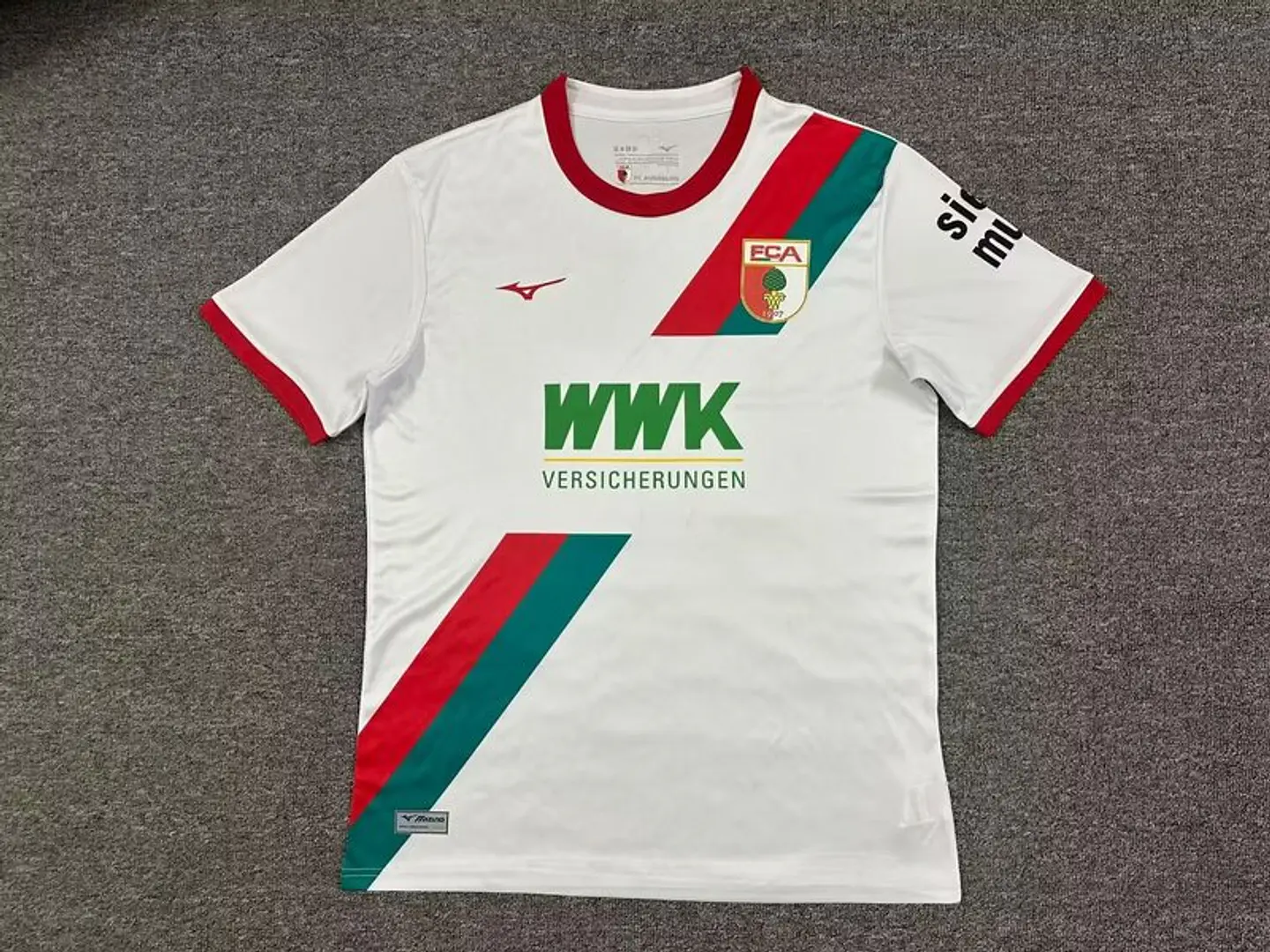 Camisola Augsburg I 25/26 1