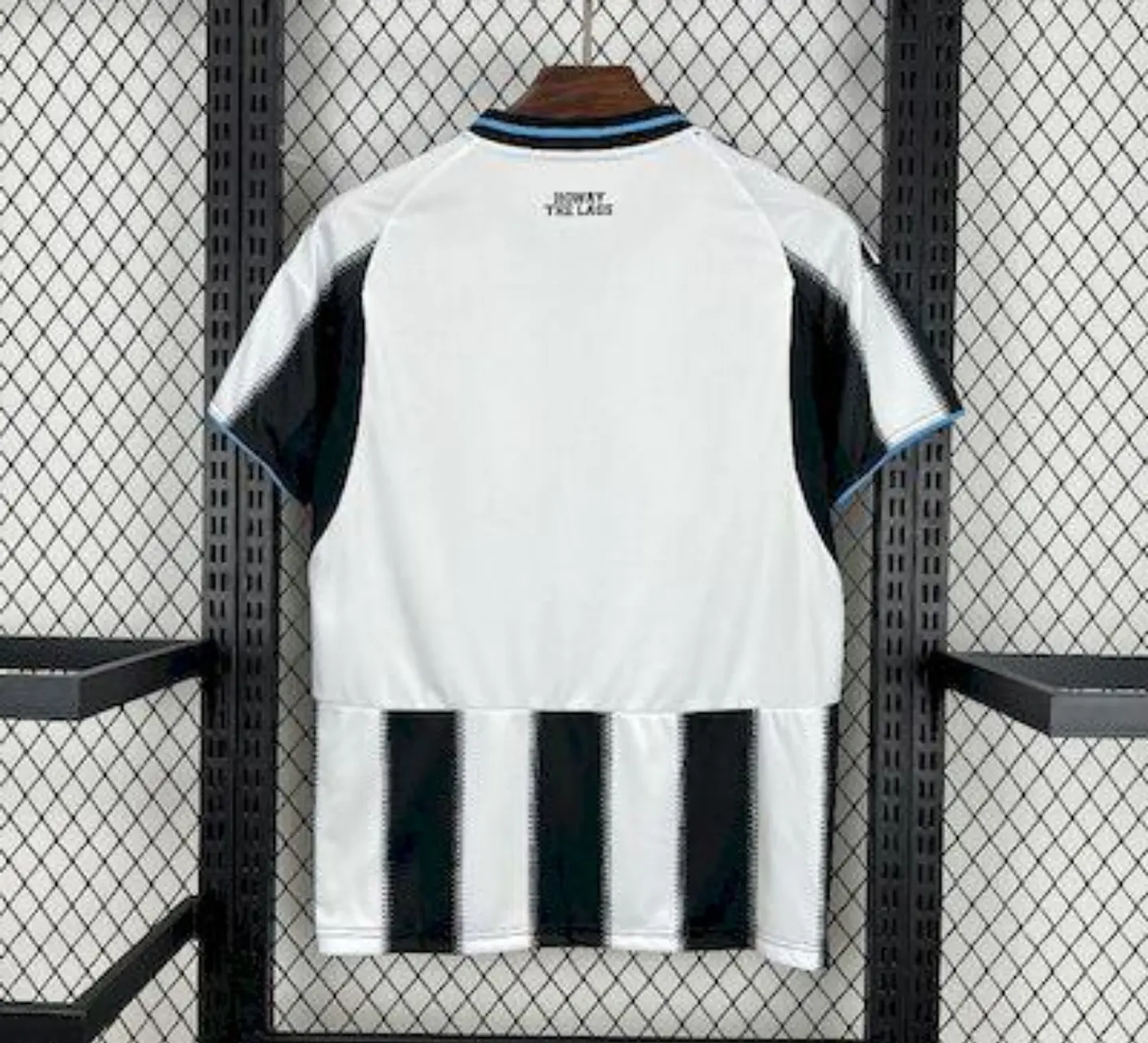 Camisola New Castle I 25/26 2