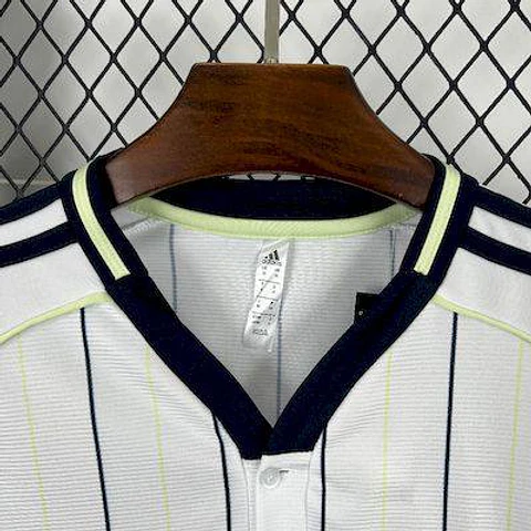 Camisola Real Madrid - Edição Especial Mundial de Clubes 