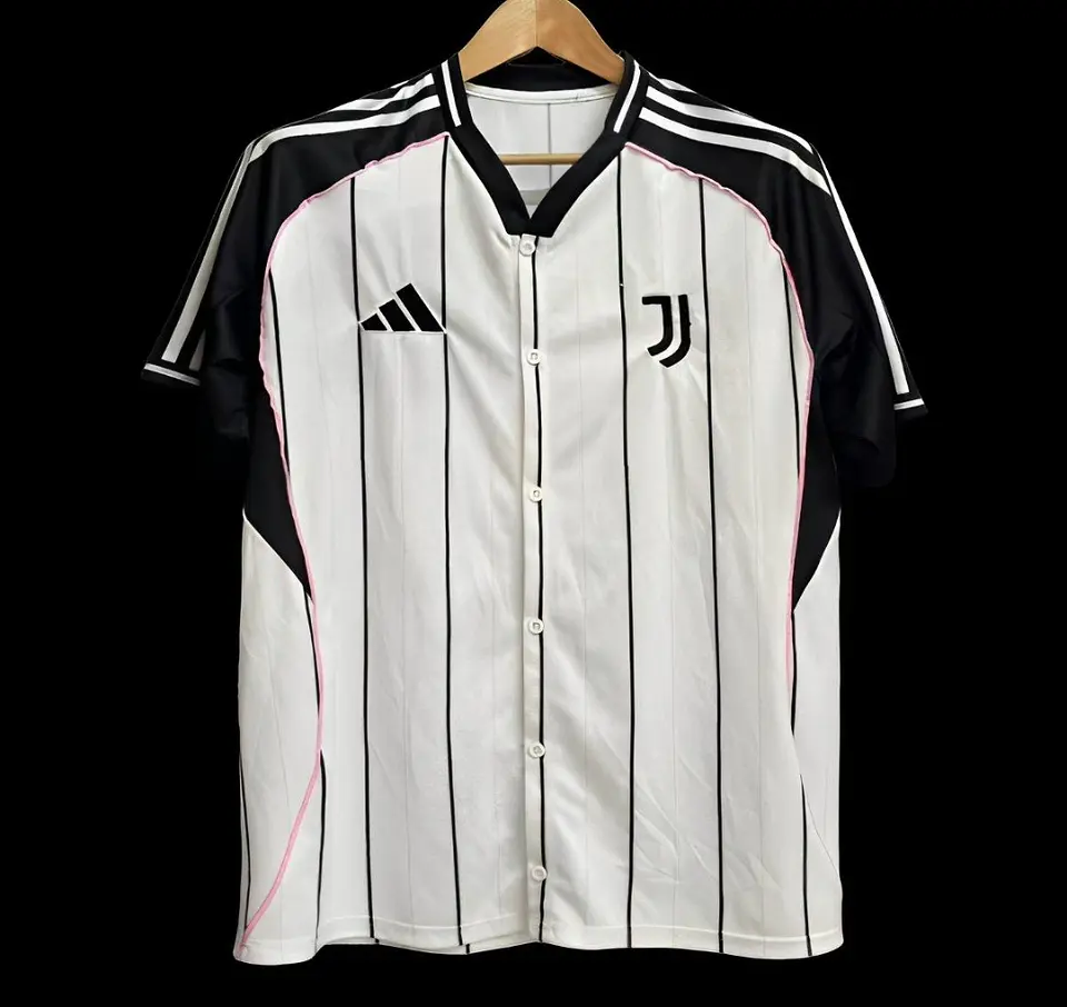 Camisola Juventus - Edição Especial Mundial de Clubes  1