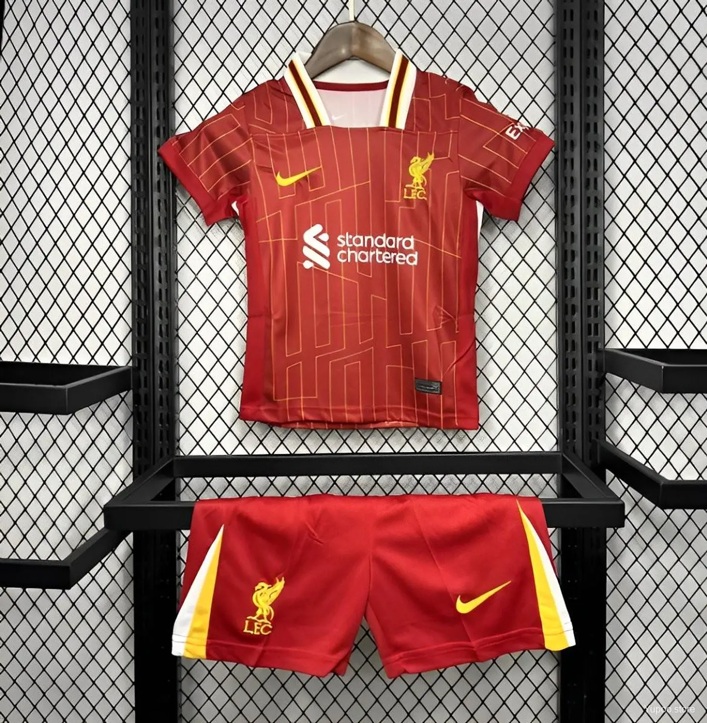 Kit Liverpool I 24/25 1