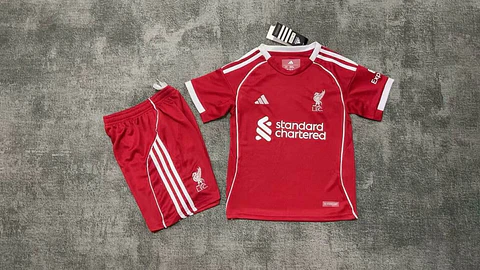 Kit Liverpool I 25/26