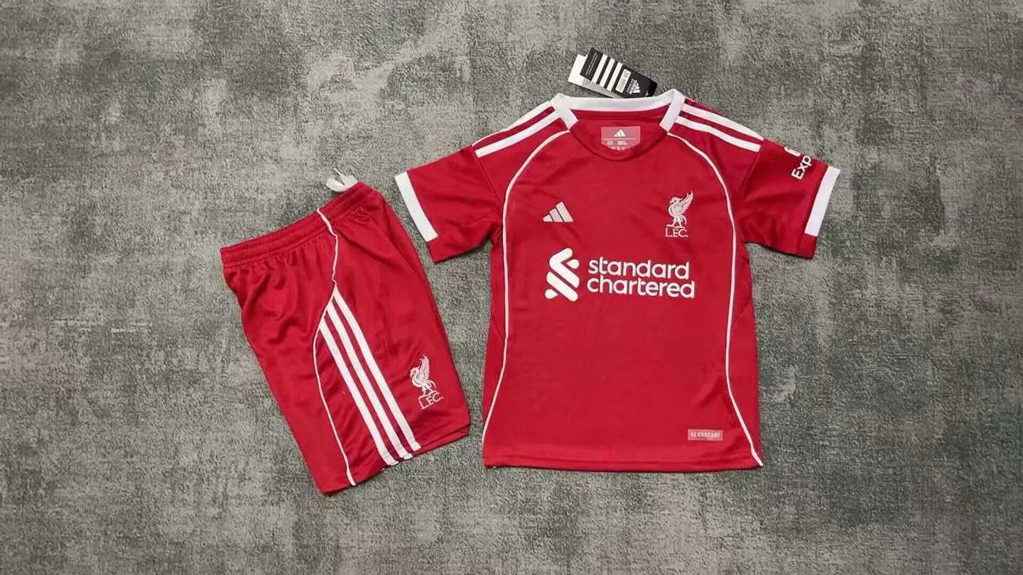 Kit Liverpool I 25/26 1