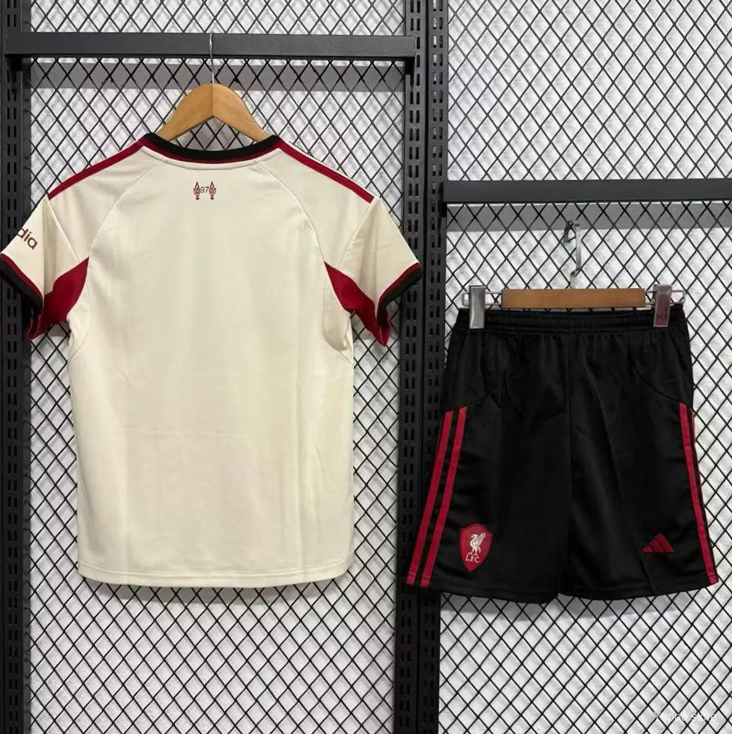 Kit Liverpool II 25/26 2