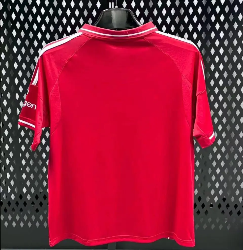 Camisola Nottingham Forest I 25/26 2