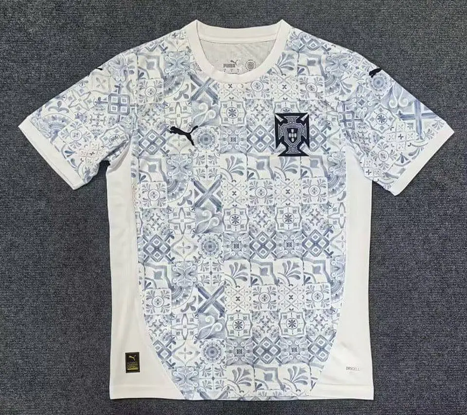 Camisola Portugal - Edição Especial Louis Vuitton 1