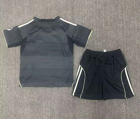 Kit Real Madrid II 25/26