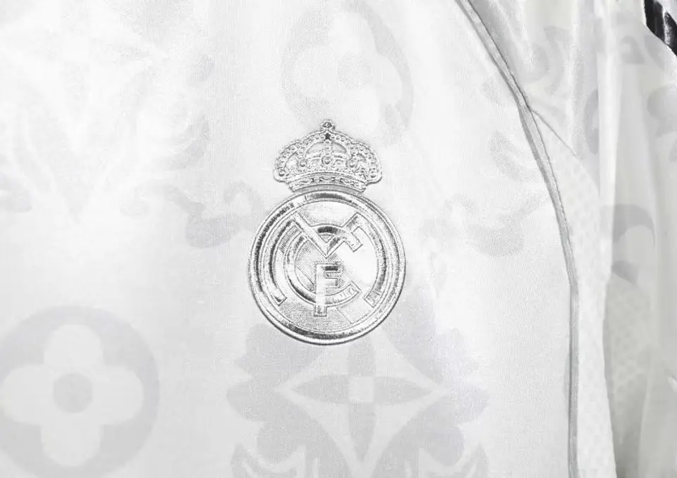 Camisola Real Madrid - Edição Especial - Louis Vuitton 2
