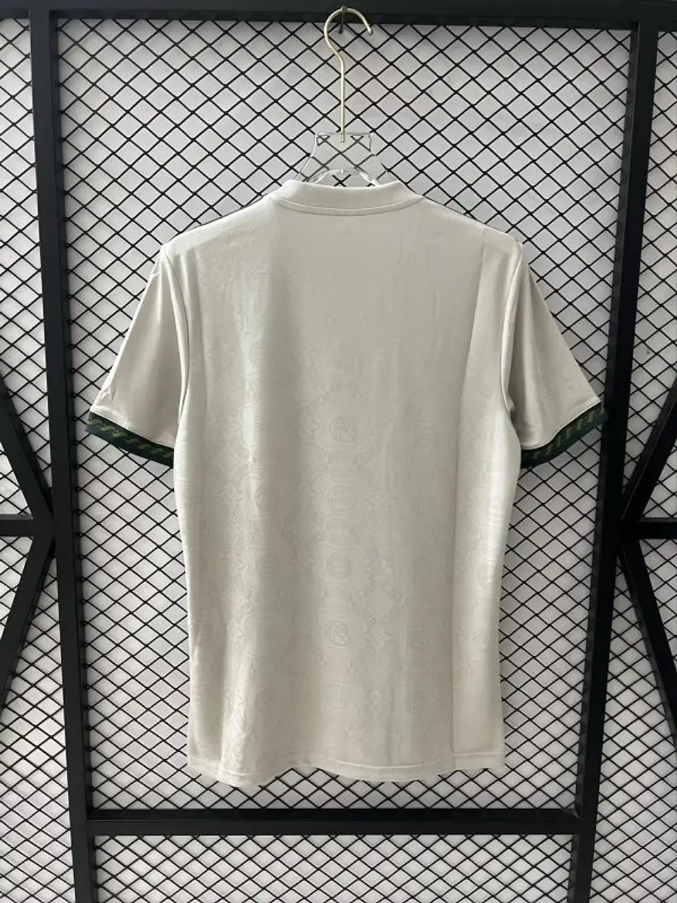 Camisola Bayern - Edição Especial 25/26 2