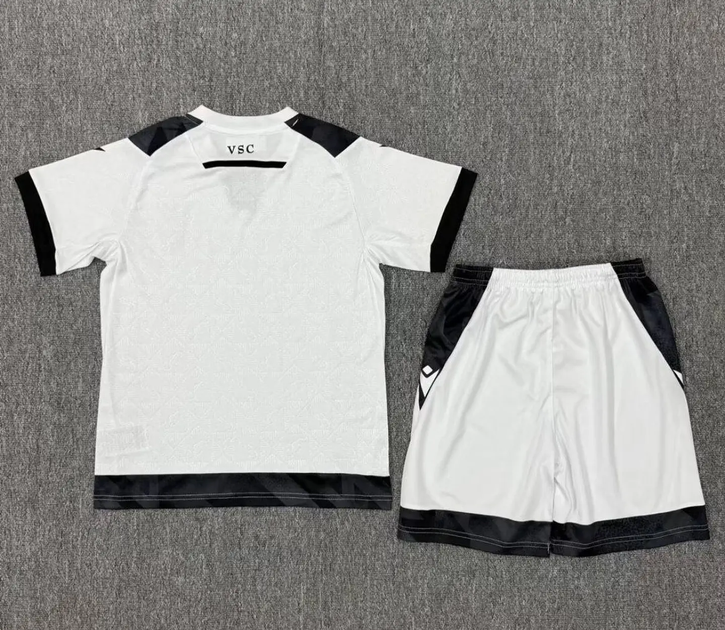 Kit Vitória de Guimarães I 25/26 2