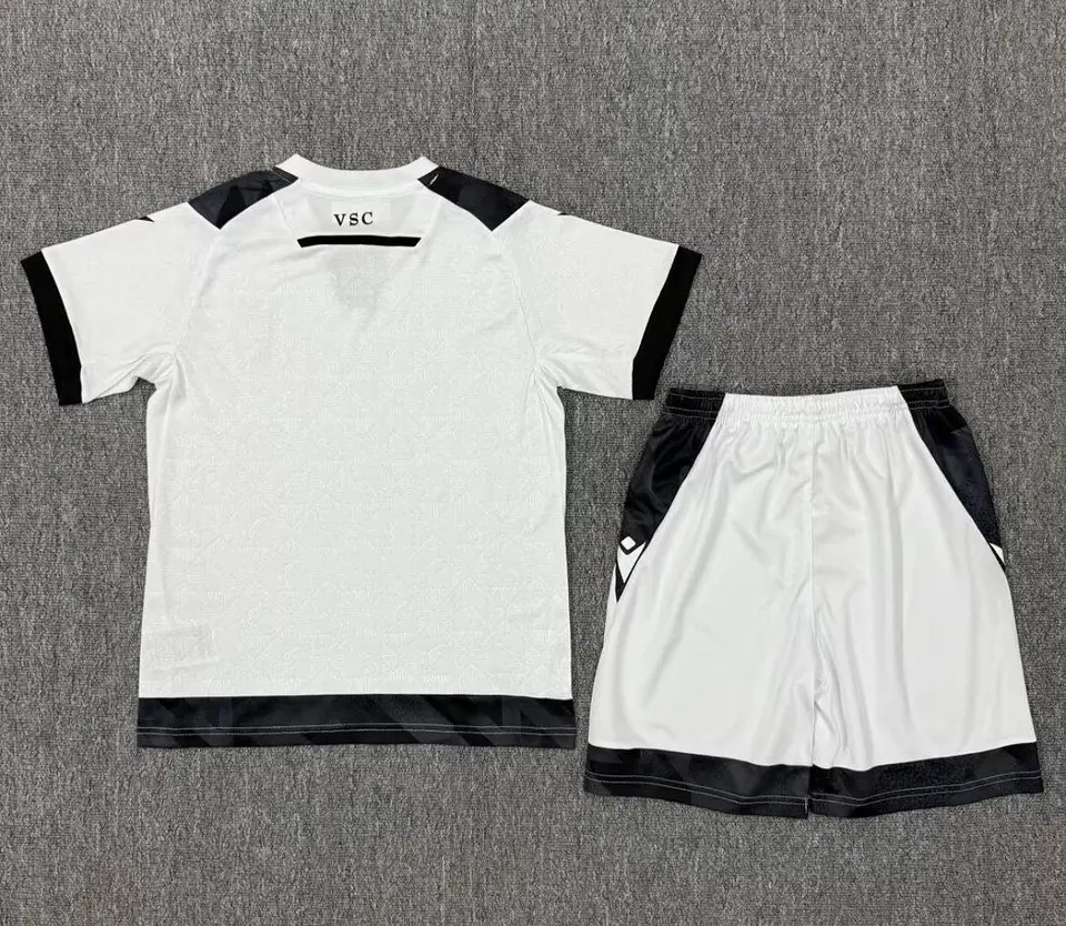 Kit Vitória de Guimarães I 25/26 2