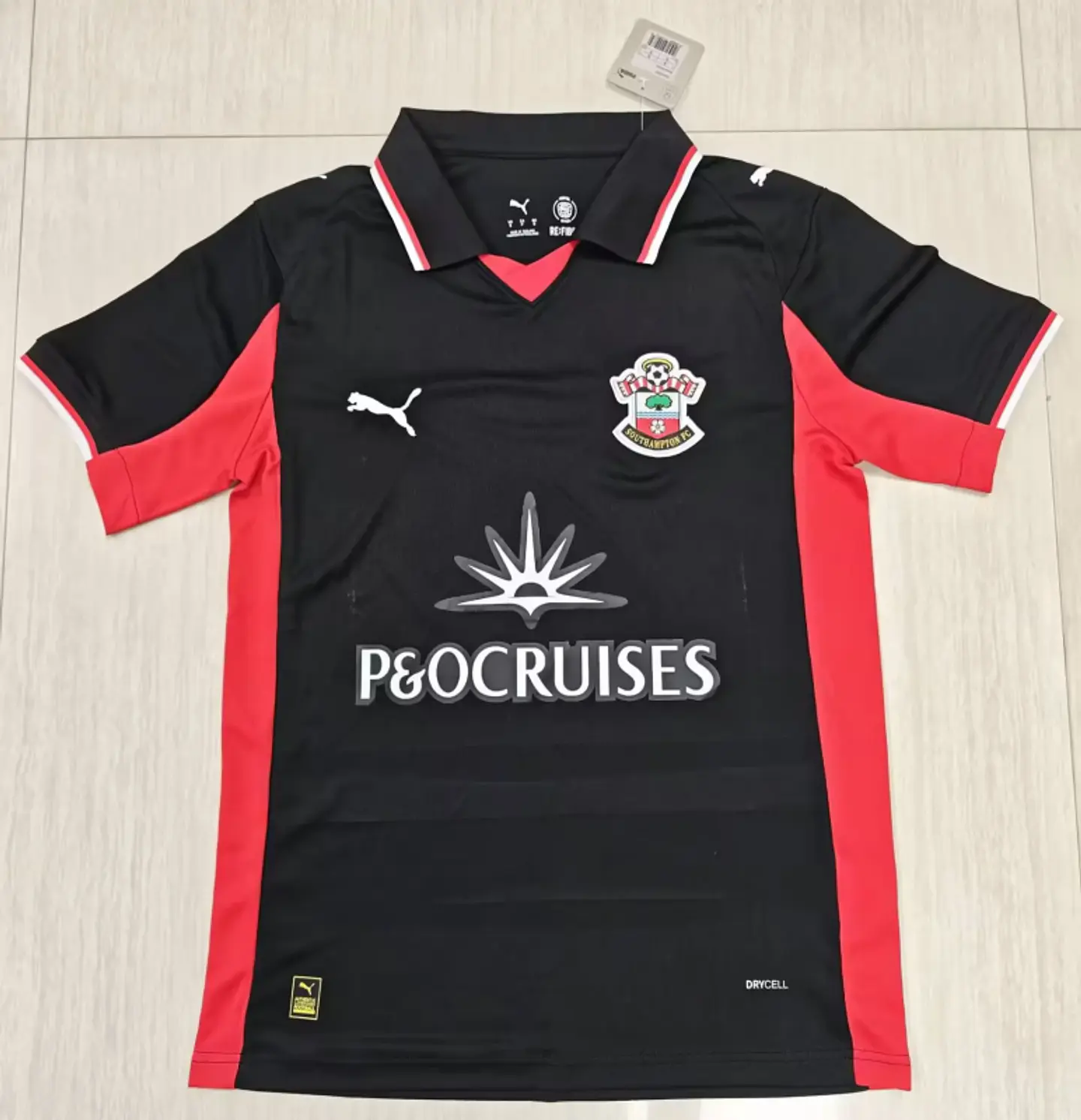 Camisola Southampton III 25/26 1