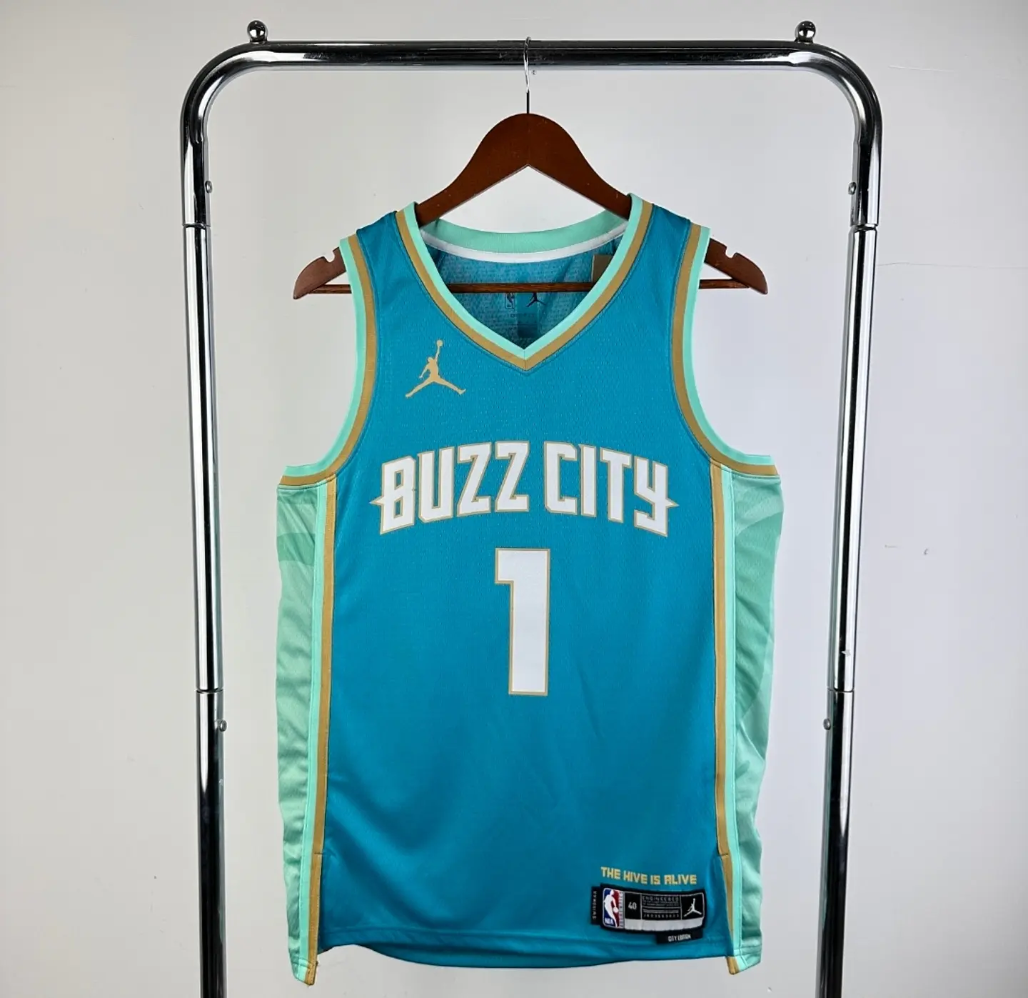 Camisola Hornets 2024 - Ball N°1 1
