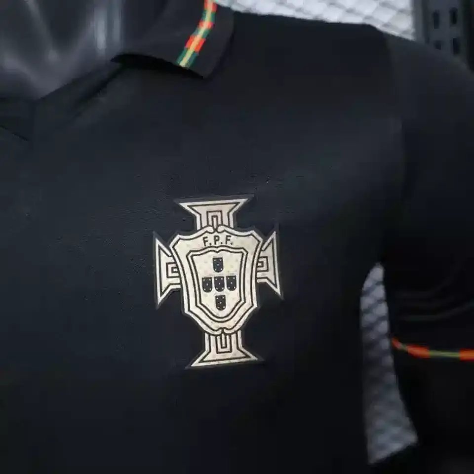 Camisola Portugal 25/26 - Edição Especial Pantera Negra - Versão Jogador 2