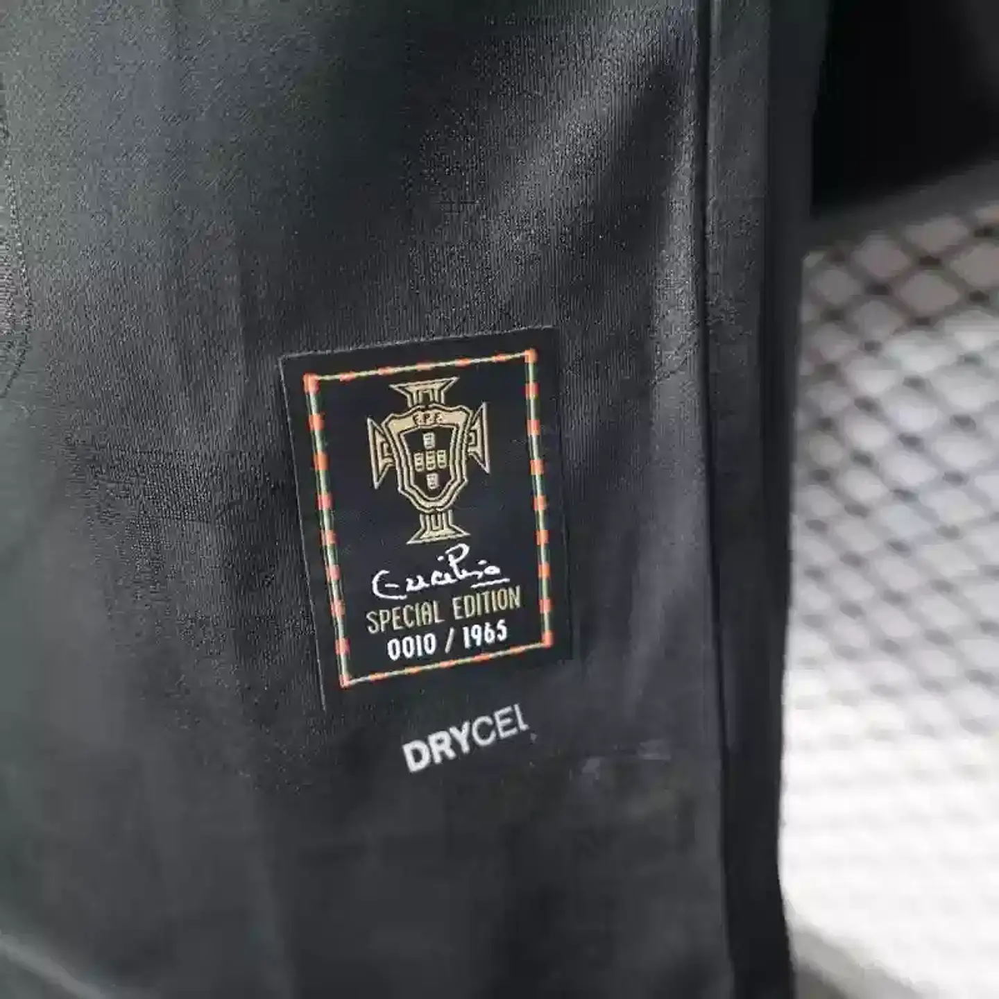 Camisola Portugal 25/26 - Edição Especial Pantera Negra - Versão Jogador 3