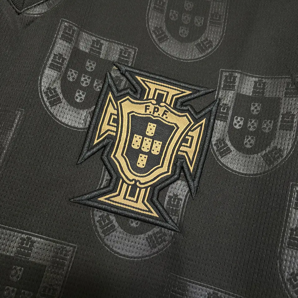 Camisola Portugal 25/26 - Edição Especial - Pantera Negra 2