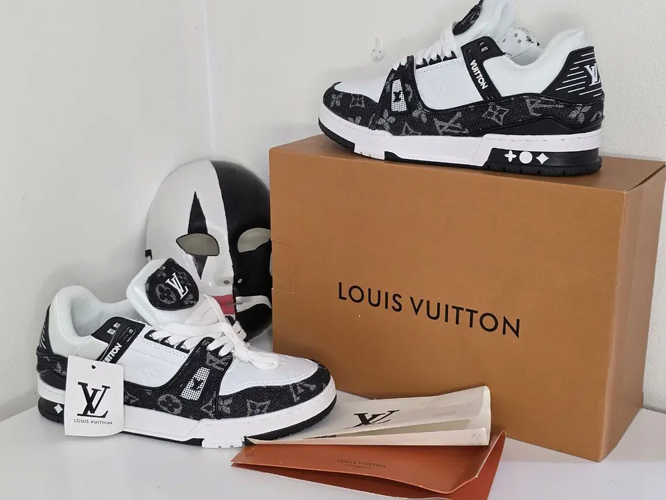 Sapatilhas Louis Vuitton 8
