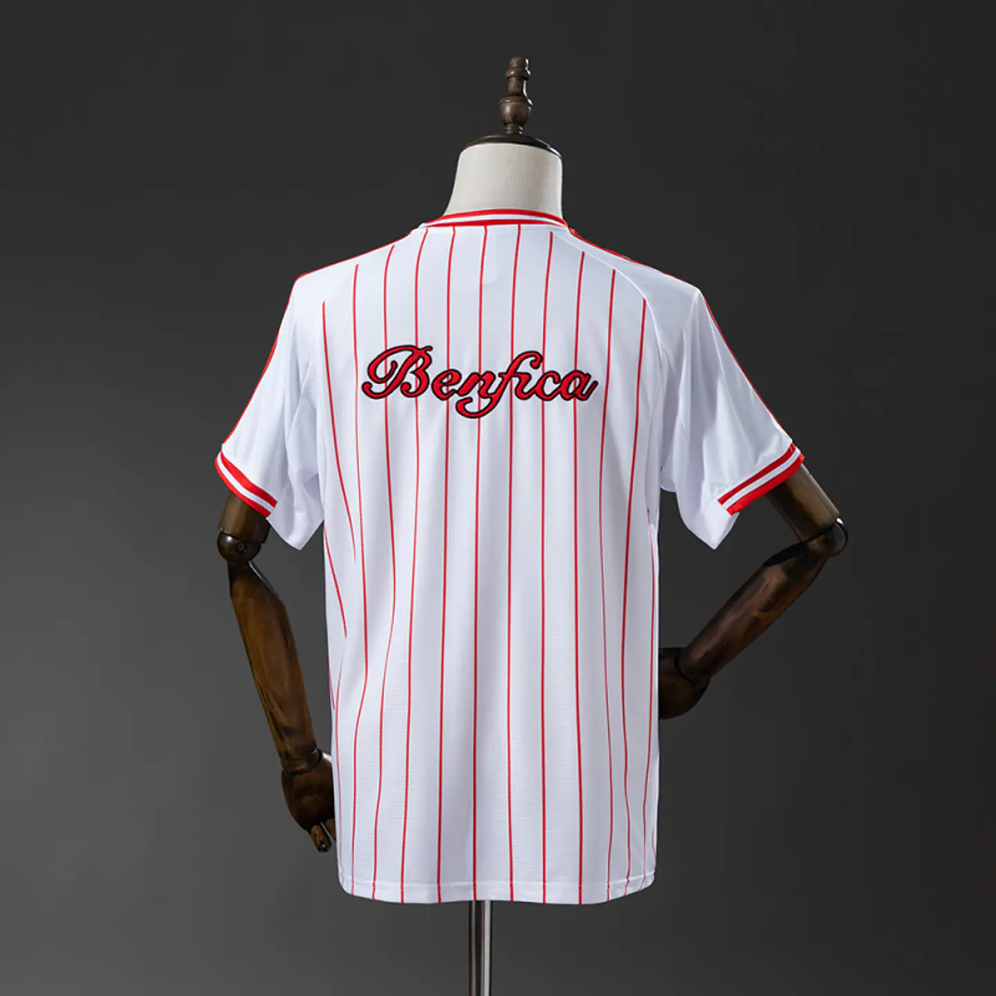 Camisola SL Benfica - Edição Especial Mundial de Clubes 2