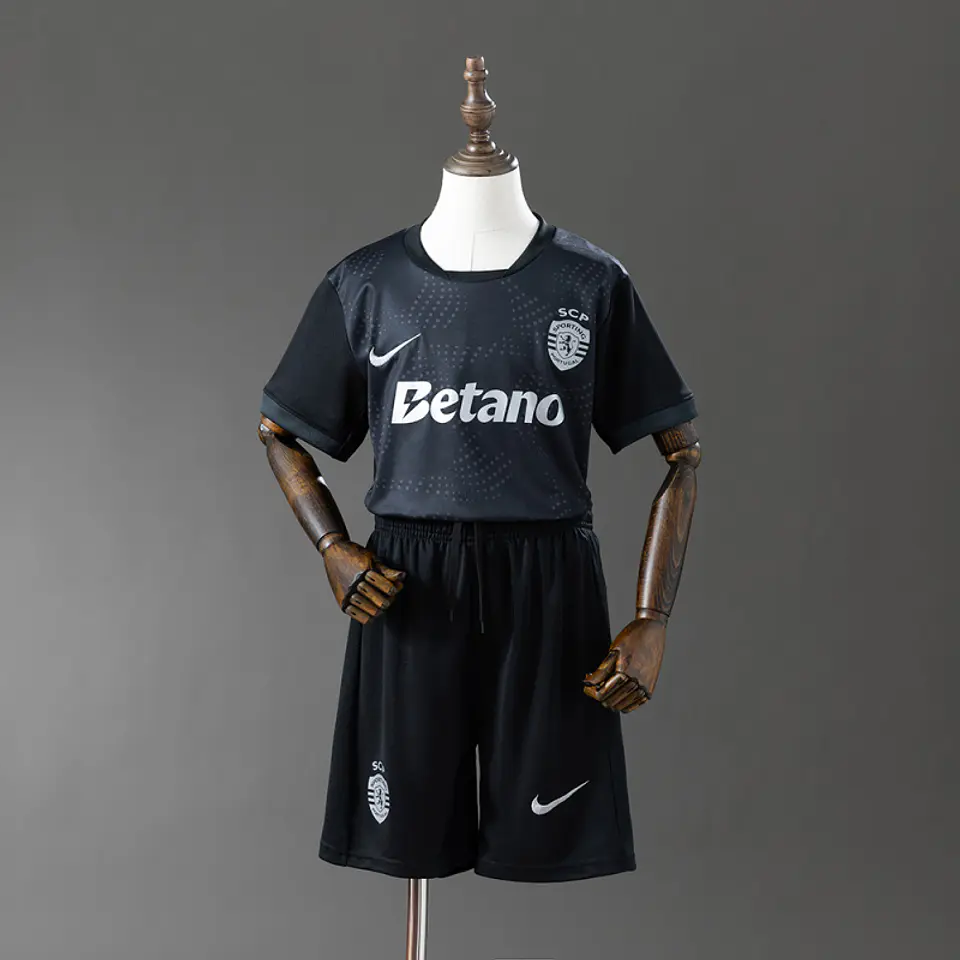 Kit Sporting CP II 25/26 1