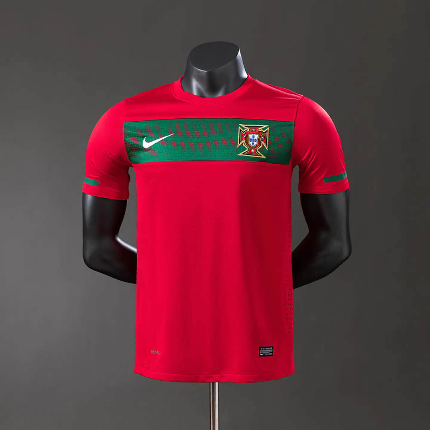 Camisola Portugal I - FIFA WC 2010 - Retro - Versão Jogador 1