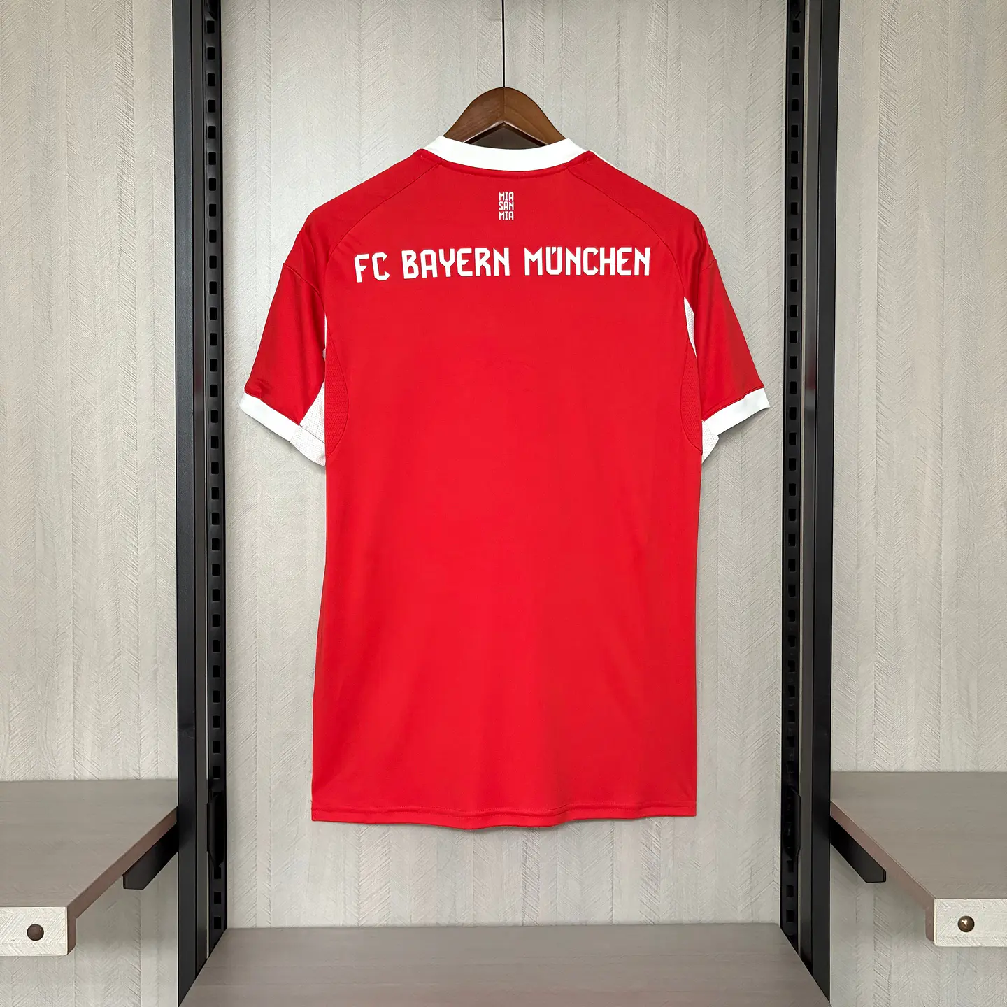 Camisola Bayern I 25/26 2
