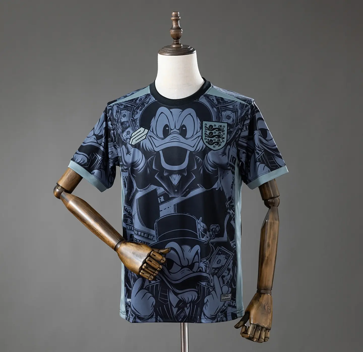 Camisola Inglaterra 2026 - Edição Especial - Donald Duck 1