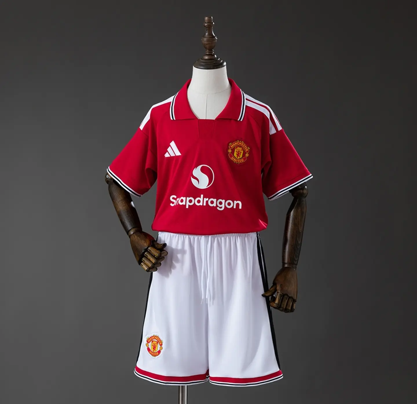 Kit Manchester United I 26/27 1