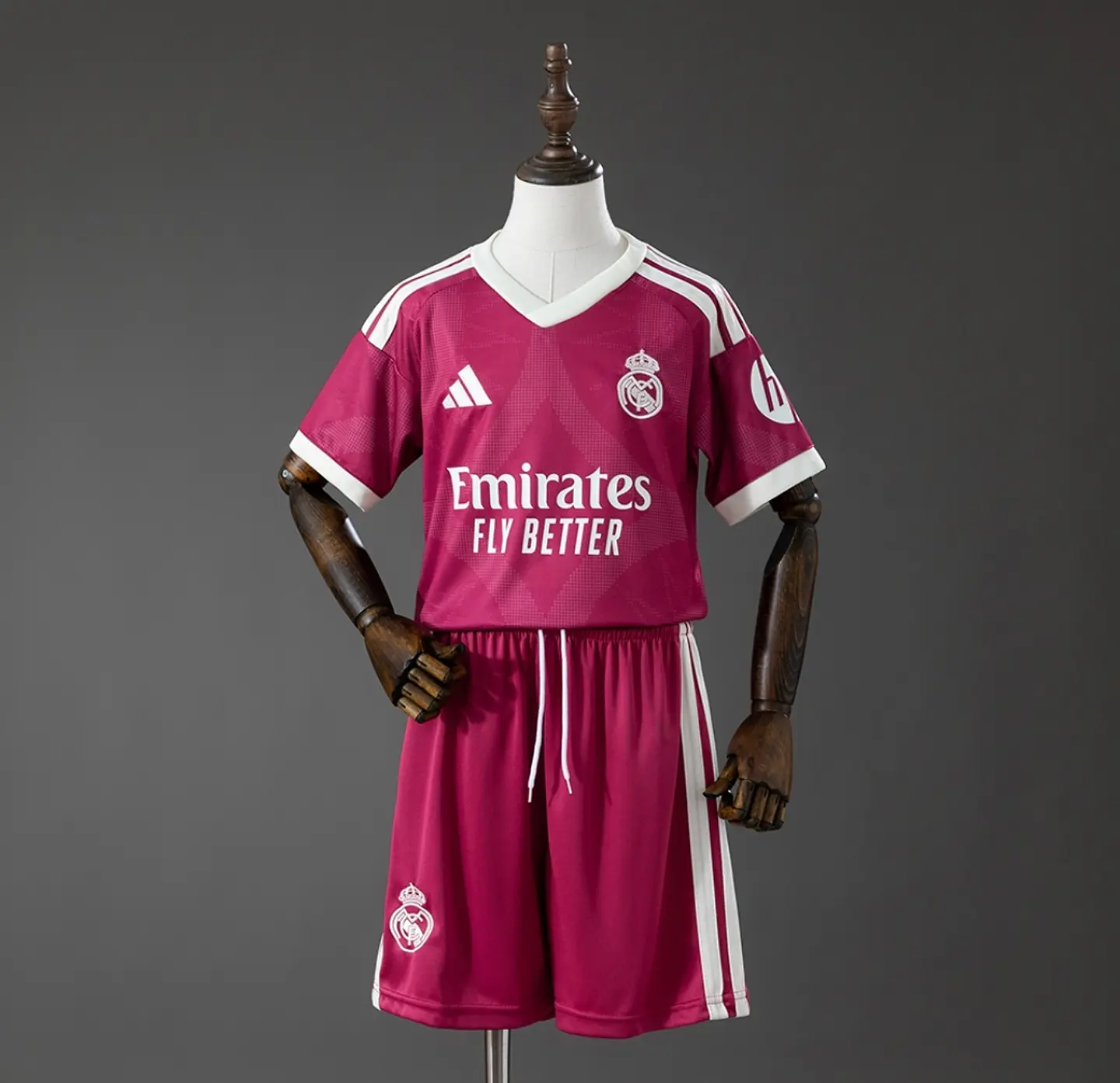 Kit Real Madrid III 26/27 1