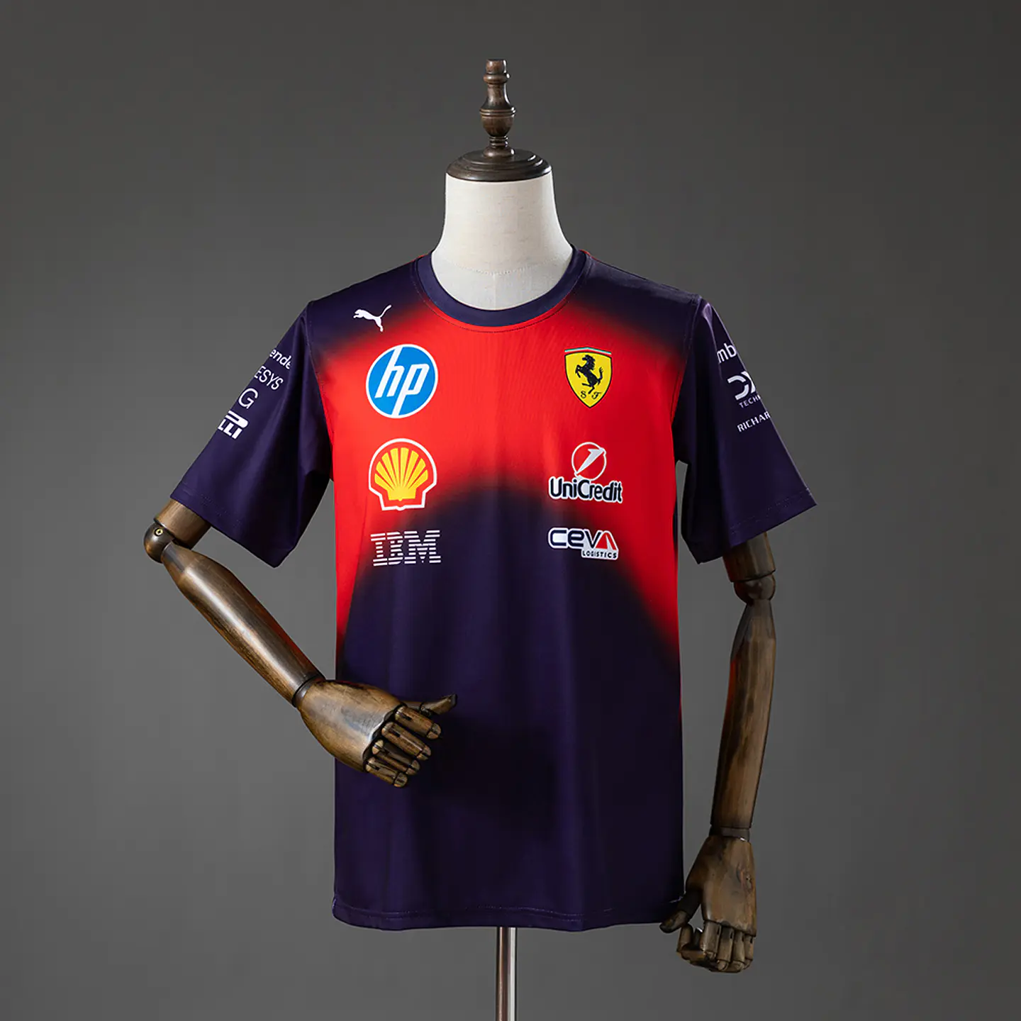 Camisola Ferrari F1 2026 1