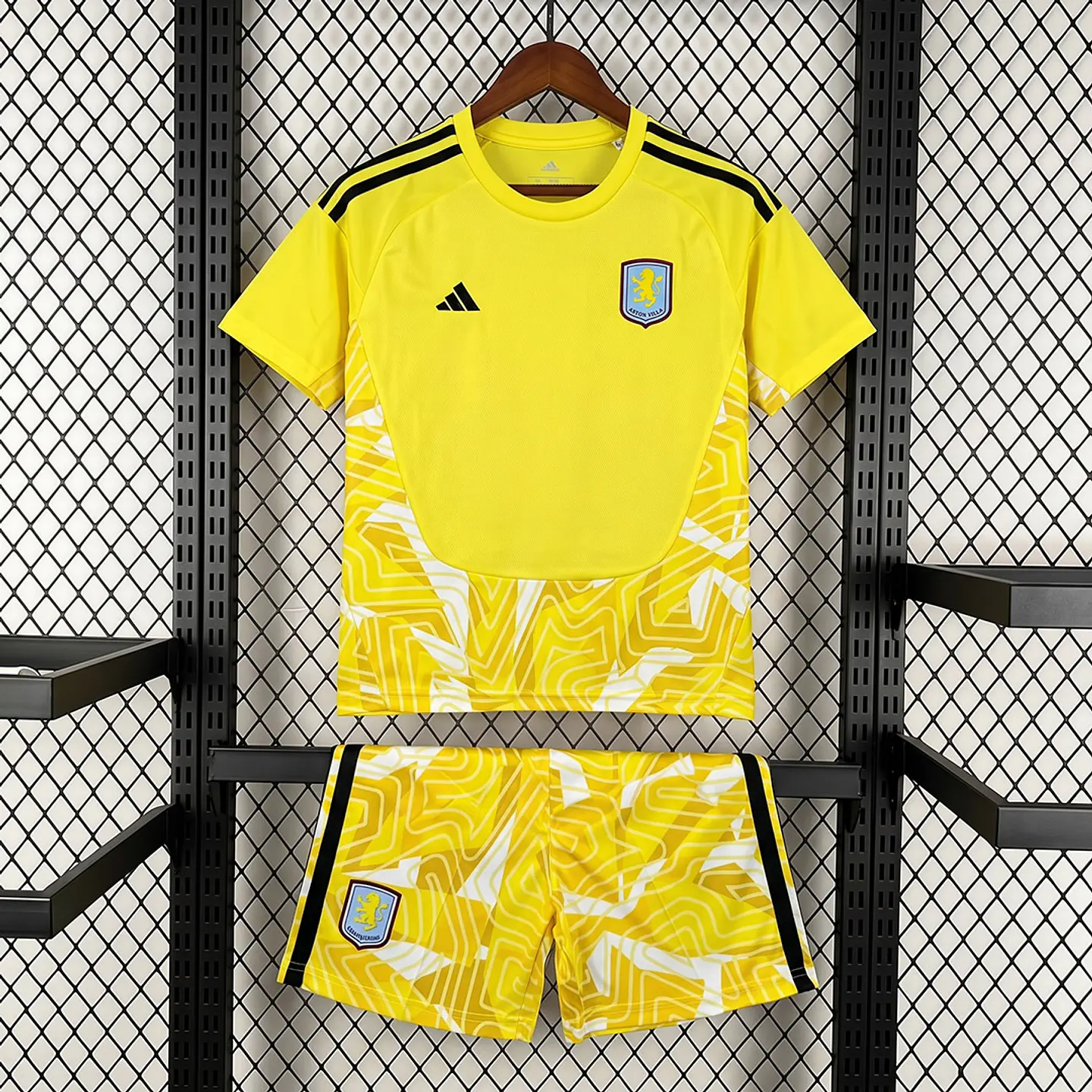 Kit Aston Villa GR 26/27 1
