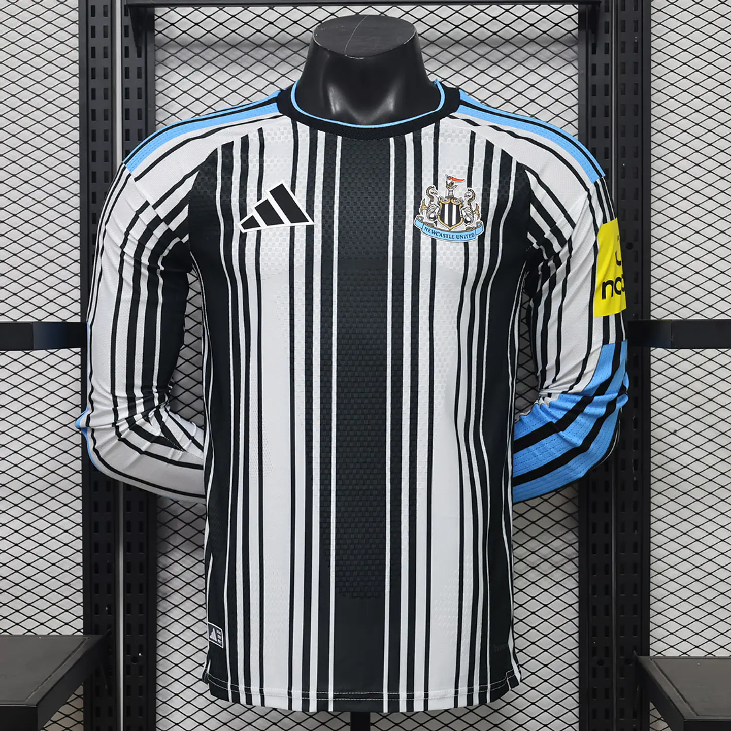 Camisola New Castle I 26/27 - Versão Jogador - Manga Longa 1