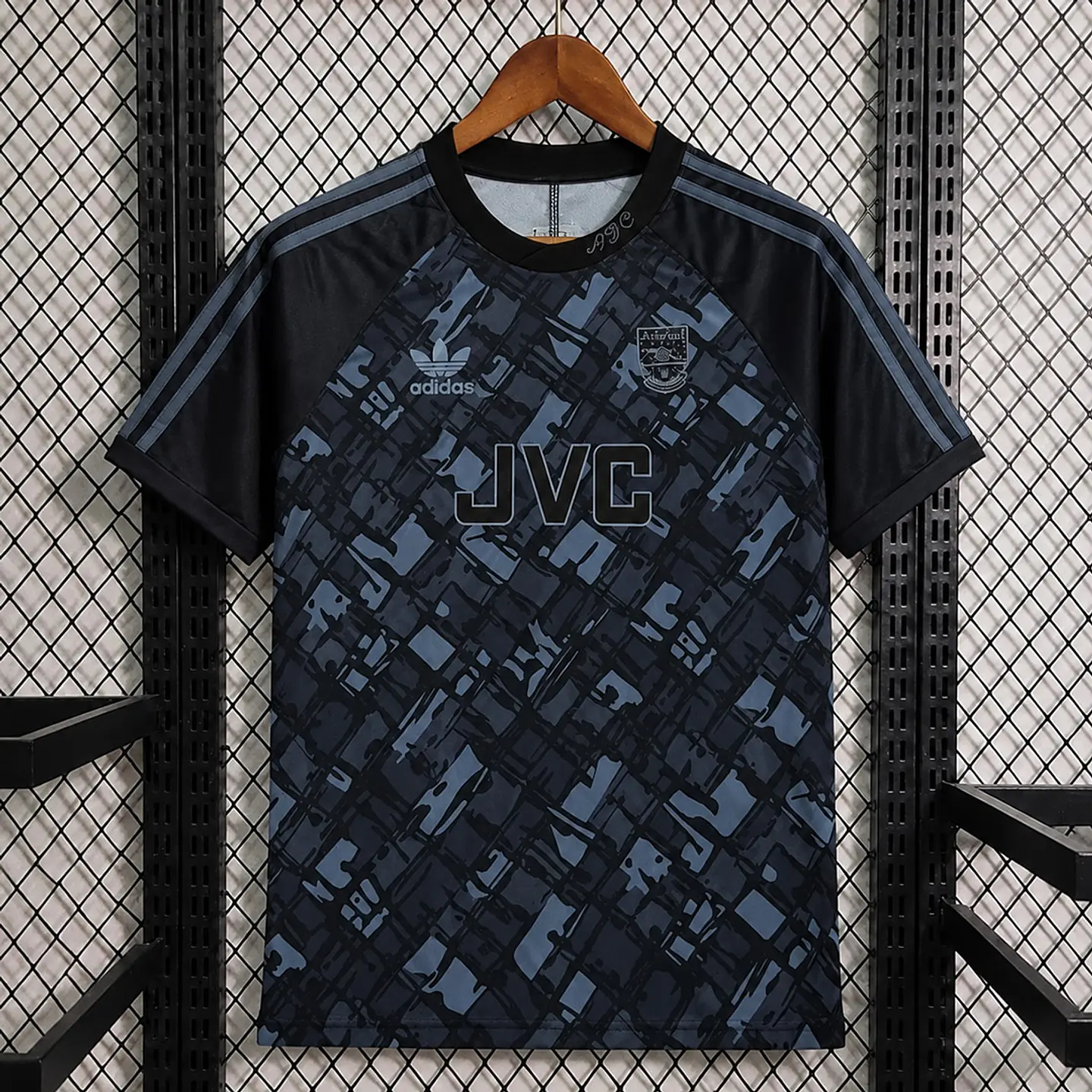 Camisola Arsenal 90/92 - Blackout Retro 1