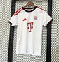 Camisola Bayern II 26/27 - thumbnail 1