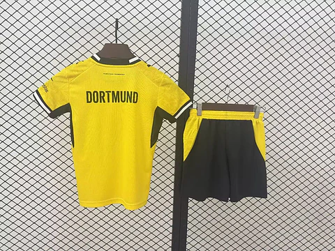 Kit Borussia Dortmund I 26/27