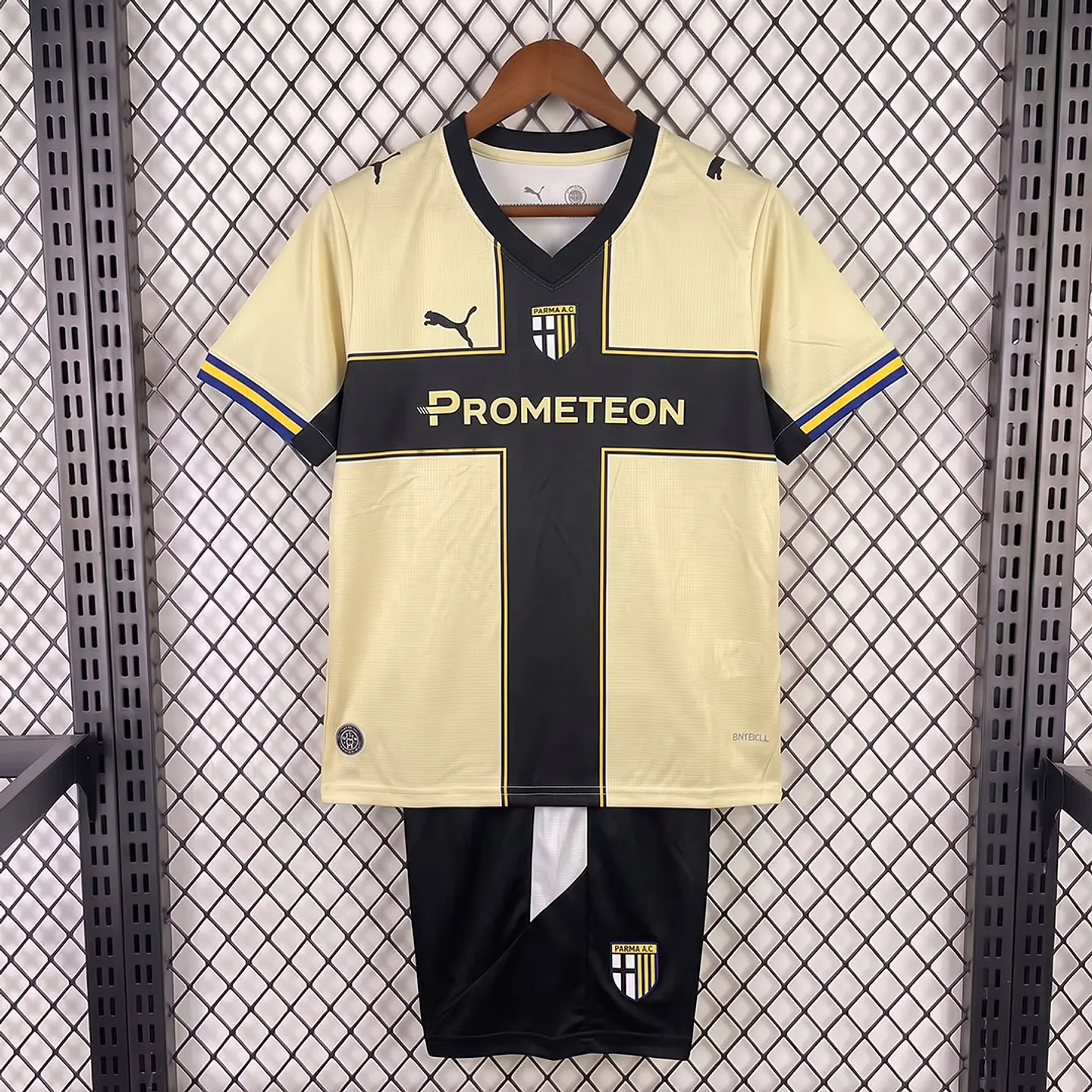 Kit Parma I 26/27 1