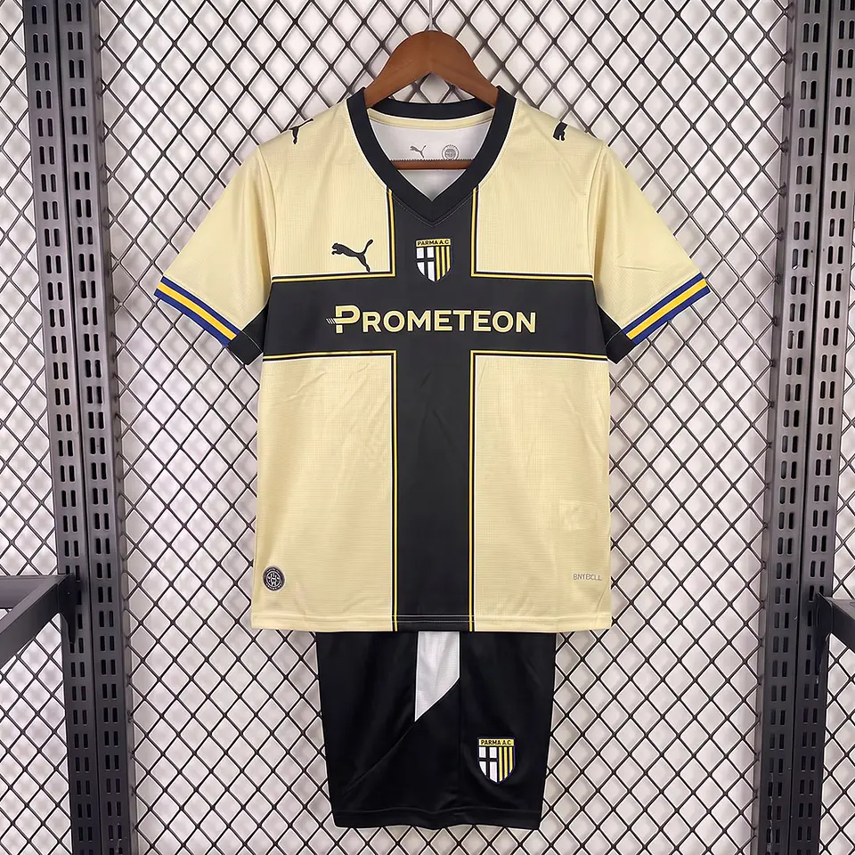 Kit Parma I 26/27 1