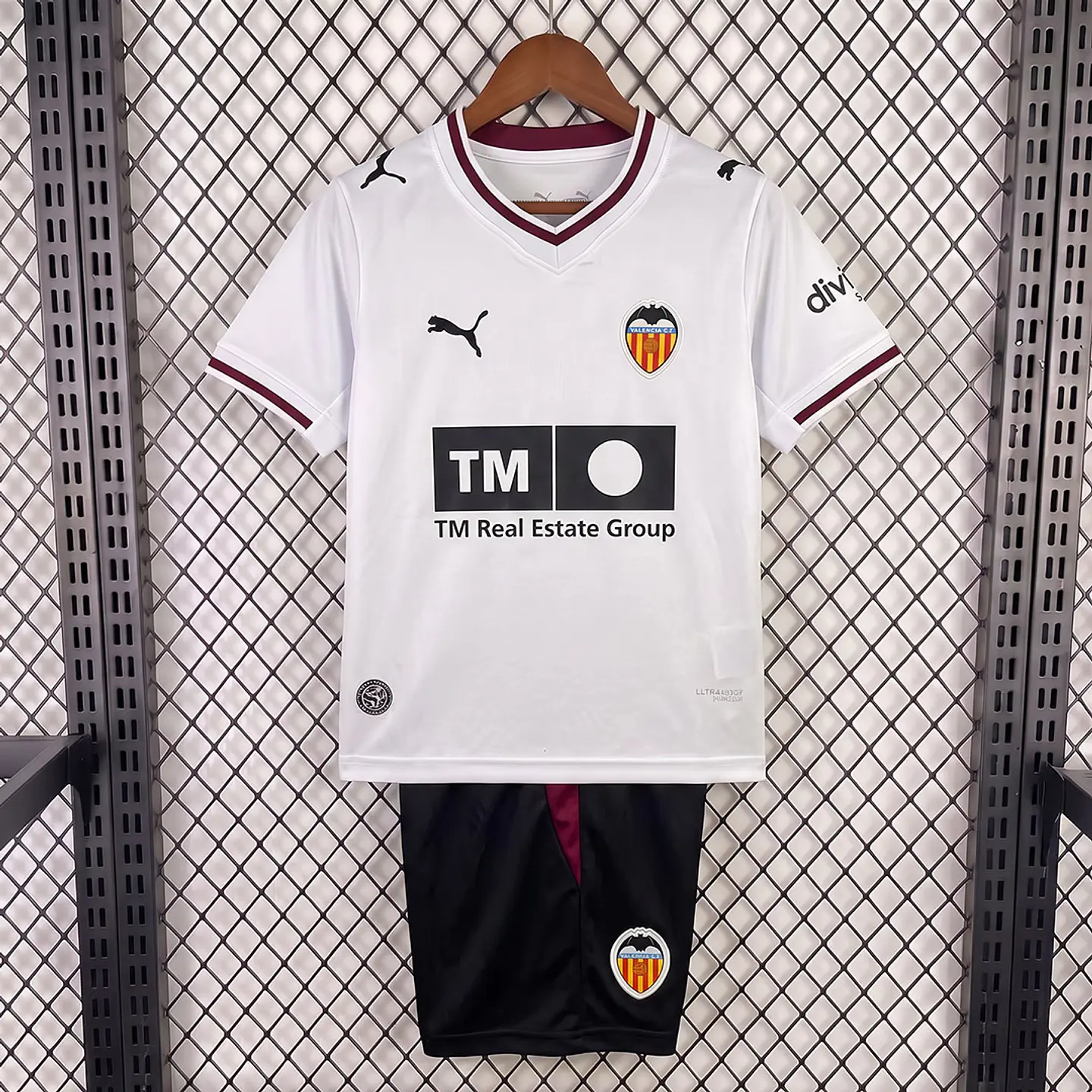 Kit Valencia I 26/27 1