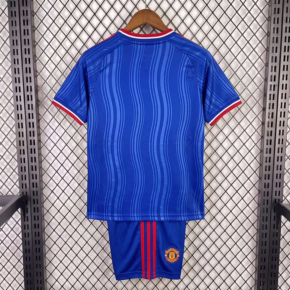 Kit Manchester United II 26/27 2