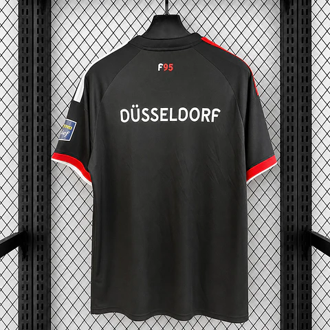 Camisola Düsseldorf III 26/27