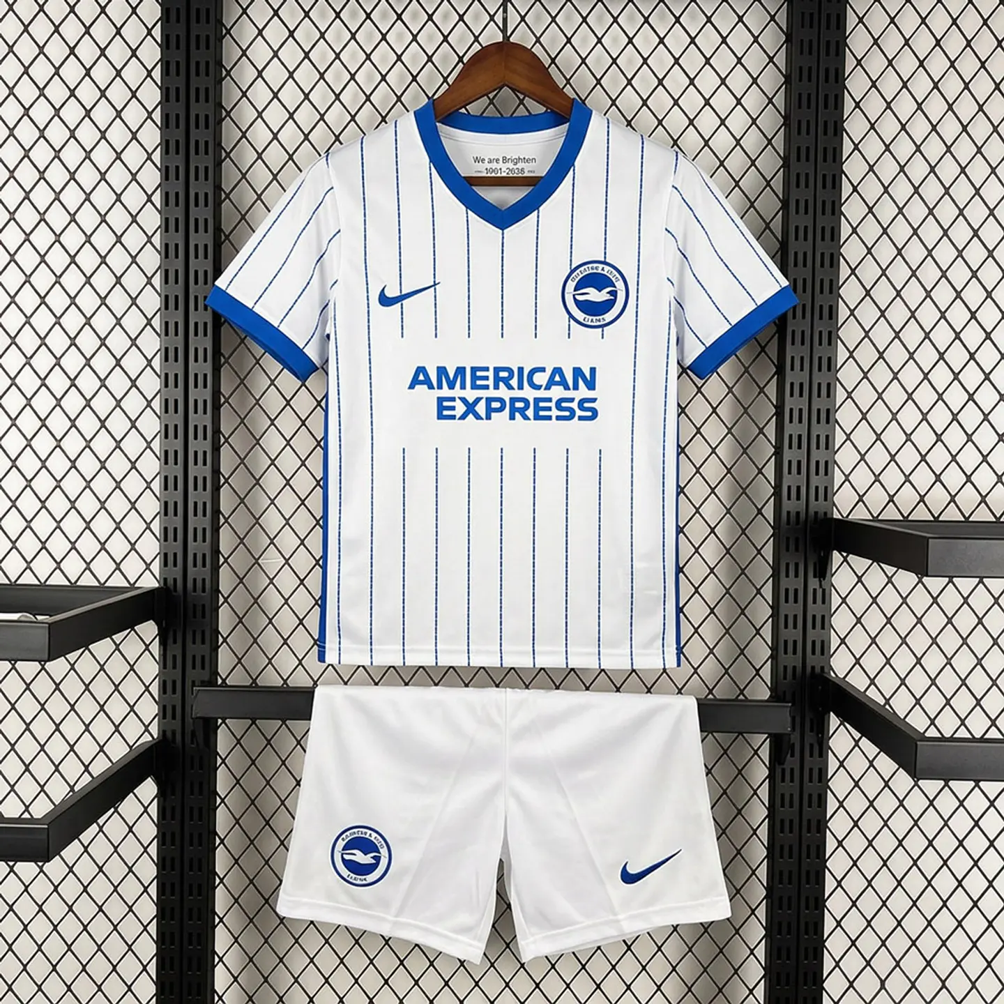 Kit Brighton II 26/27 1