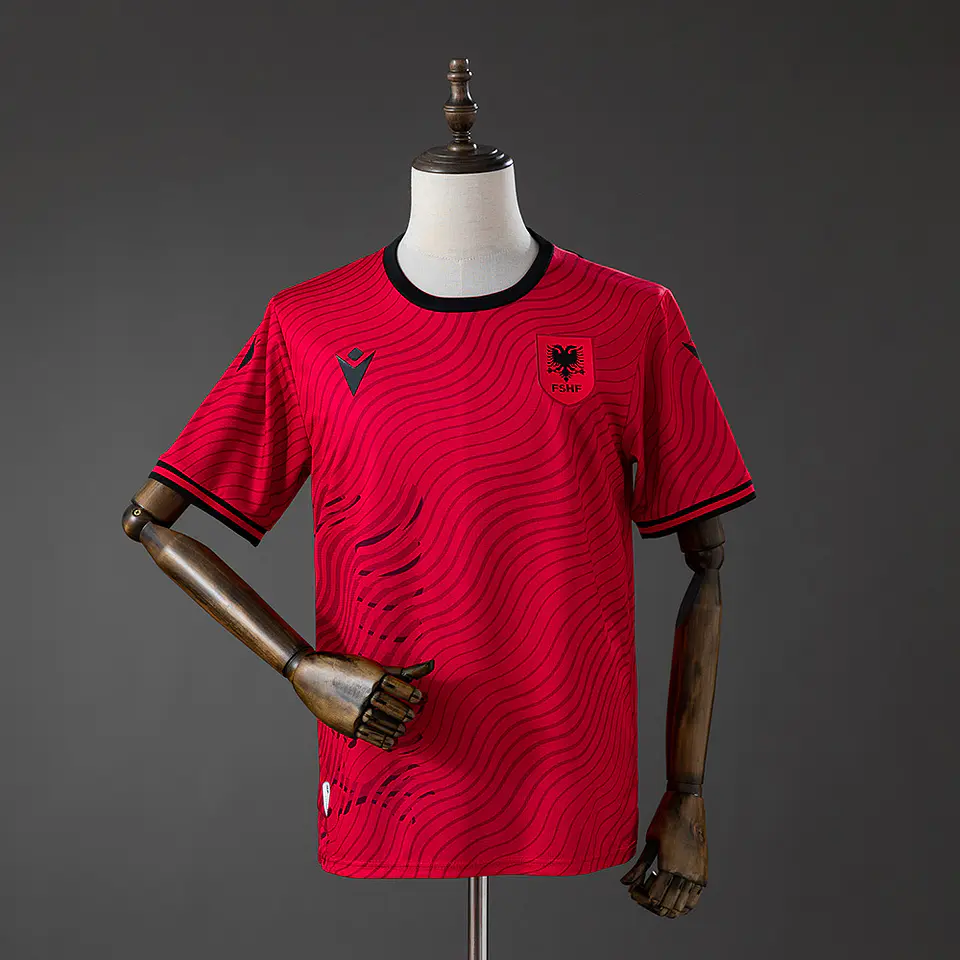 Camisola Albânia I 26/27 1